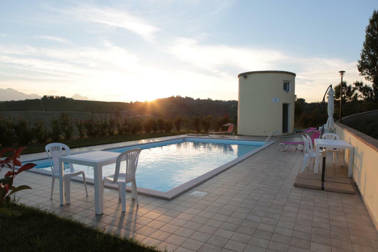 Agriturismo Terra Dei Falchi Castilenti Dış mekan fotoğraf